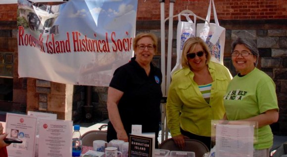 Roosevelt Island Day 2018 In Photos State Assembly Rebecca Seawright (C) paid a visit to Roosevelt Island's unofficial ambassador, Judith Berdy (L).